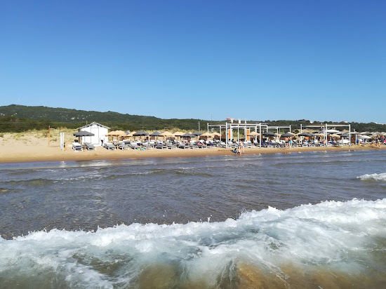 Paralia Chrisi Akti