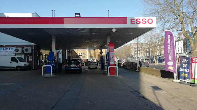 ESSO MFG Stamford Hill Open Times