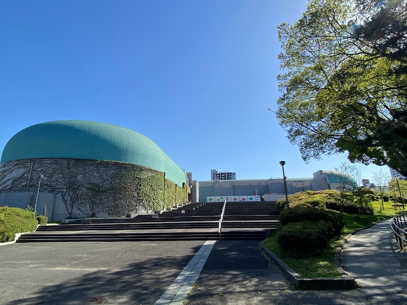 北九州市立中央図書館