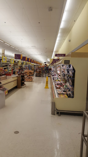 Grocery Store «Giant», reviews and photos, 6000 Greenbelt Rd # 3, Greenbelt, MD 20770, USA