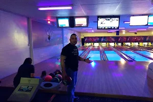 Bentleyville Lanes image