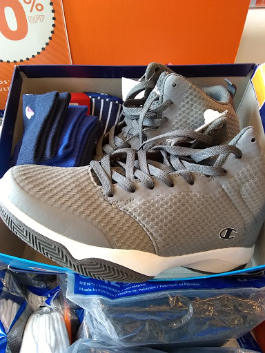 Shoe Store «Payless ShoeSource», reviews and photos, 3170 Long Beach Rd, Oceanside, NY 11572, USA