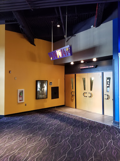 Movie Theater «Regal Cinemas Cantera 17 & RPX», reviews and photos, 28250 Diehl Rd, Warrenville, IL 60555, USA