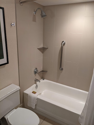 Hotel «DoubleTree Suites by Hilton Hotel & Conference Center Chicago-Downers Grove», reviews and photos, 2111 Butterfield Rd, Downers Grove, IL 60515, USA