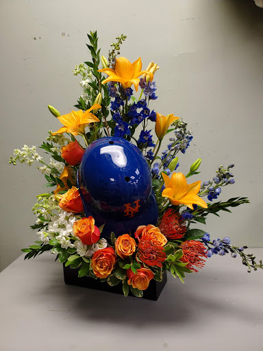 Florist «Up-Towne Flowers & Gift Shoppe», reviews and photos, 2145 W Dublin Granville Rd, Worthington, OH 43085, USA