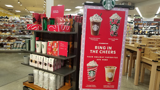 Grocery Store «Quality Food Center», reviews and photos, 1009 Monroe Ave, Enumclaw, WA 98022, USA