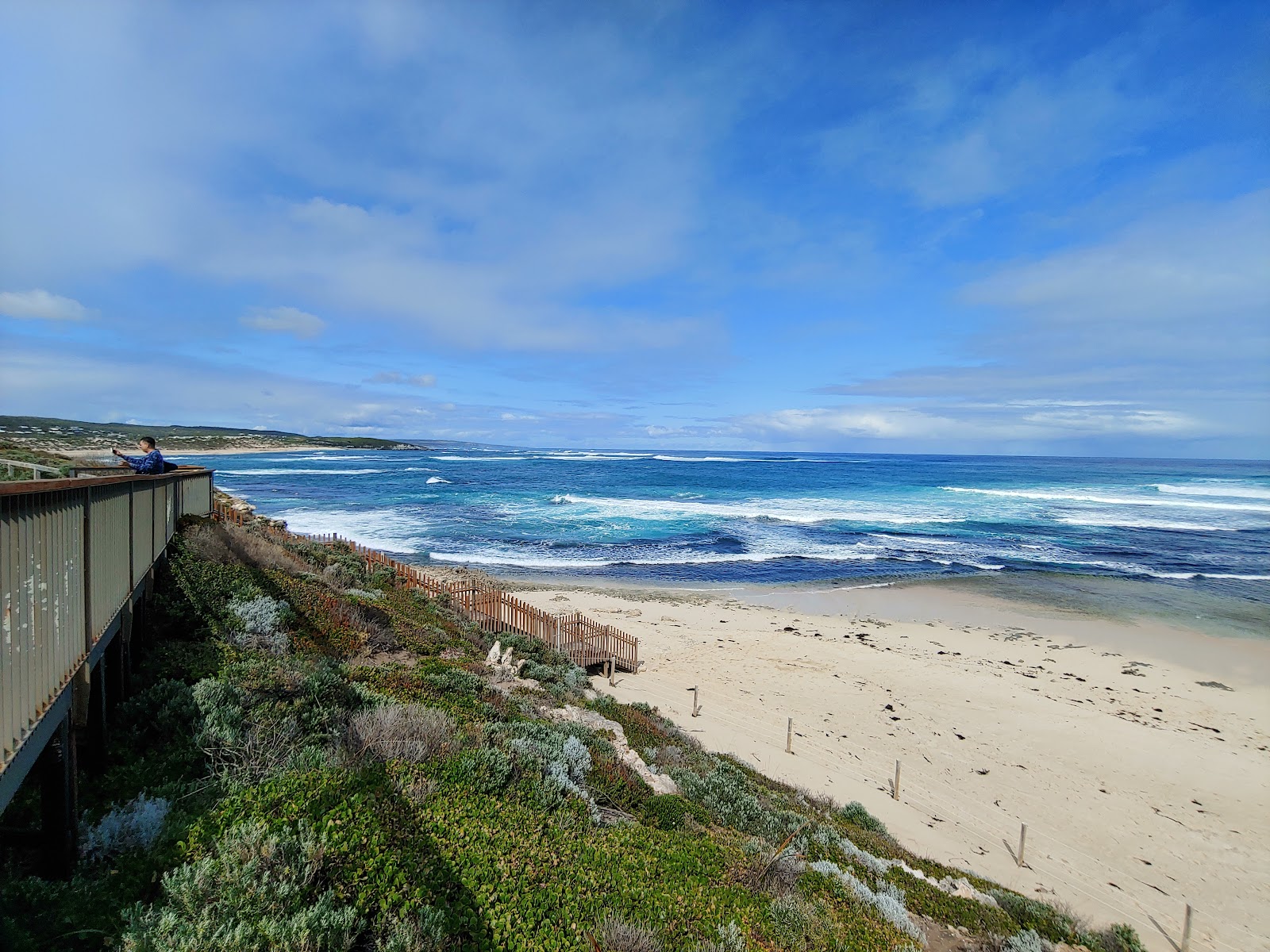 Foto de Surrers Beach - lugar popular entre los conocedores del relax