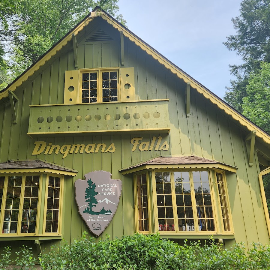 Dingmans Falls Visitor Center