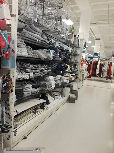 Department Store «Marshalls», reviews and photos, 3635 Riverside Plaza Dr, Riverside, CA 92506, USA