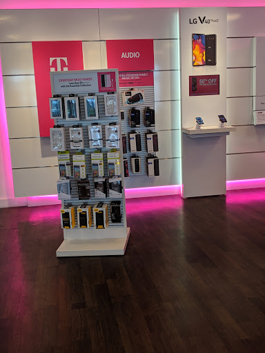 Shopping Mall «Harbour Pointe Shopping Center», reviews and photos, 11706 Mukilteo Speedway, Mukilteo, WA 98275, USA