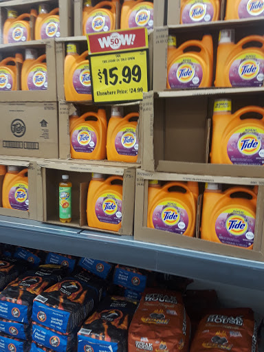 Grocery Store «Grocery Outlet Bargain Market», reviews and photos, 15719 Downey Ave, Paramount, CA 90723, USA