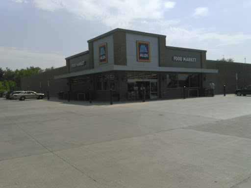 Supermarket «ALDI», reviews and photos, 391 Eisenhower Dr, Hanover, PA 17331, USA