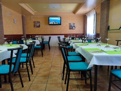Restaurante Salsirot - Pl. Mayor, 6, 44300 Monreal del Campo, Teruel, Spain