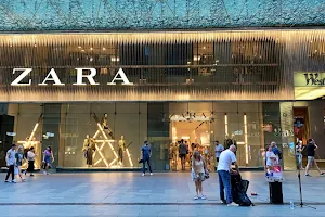 Zara image