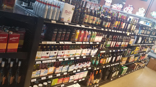 Wine Store «Cardinal Warehouse Wine & Liquors», reviews and photos, 7780 N Milwaukee Ave, Niles, IL 60714, USA