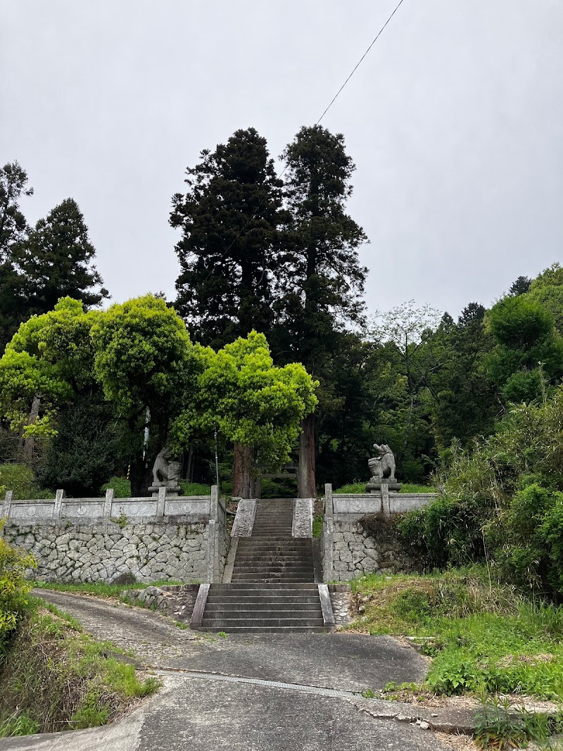 白山神社