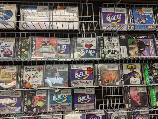 Video Game Store «Play It Trade It», reviews and photos, 4324 N High St, Columbus, OH 43214, USA