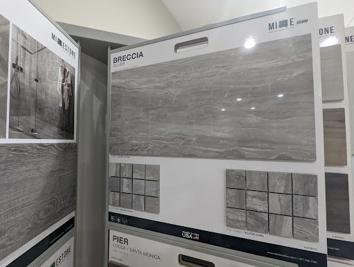 Flooring Store «Carrell Rogers Carpet One», reviews and photos, 109 S Hurstbourne Pkwy, Louisville, KY 40222, USA