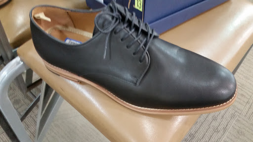 Shoe Store «DSW Designer Shoe Warehouse», reviews and photos, 12658 Riverdale Blvd, Coon Rapids, MN 55448, USA