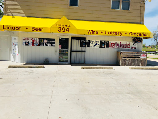 Liquor Store «Raman Party Store», reviews and photos, 394 Chicago Dr, Holland, MI 49423, USA