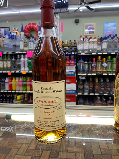 Liquor Store «Liquor World», reviews and photos, 50 Haven Hill Rd, Shelbyville, KY 40065, USA