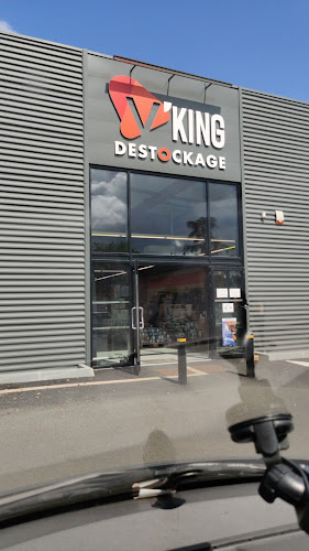 Magasin discount V'KING Destockage Saumur Saumur