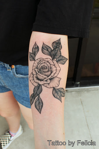 Explore bird family tattoo ideas, creative tattoo ideas in Fort Myers, available at Tiger Lotus Tattoo and Piercing