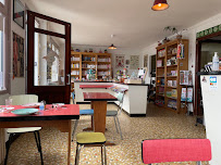 Atmosphère du Restaurant La Bonne Fortune Snack - Librairie à Roscanvel - n°1