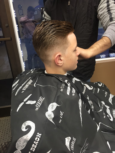 Beauty Salon «Crystal Hair & Nail Salon», reviews and photos, 1097 N State College Blvd, Anaheim, CA 92806, USA