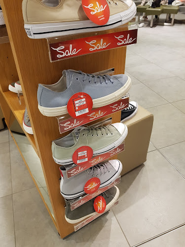 schuh - Shoe store