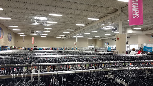 Thrift Store «Goodwill Store & Donation Center», reviews and photos, 6941 S Riverwood Blvd, Franklin, WI 53132, USA