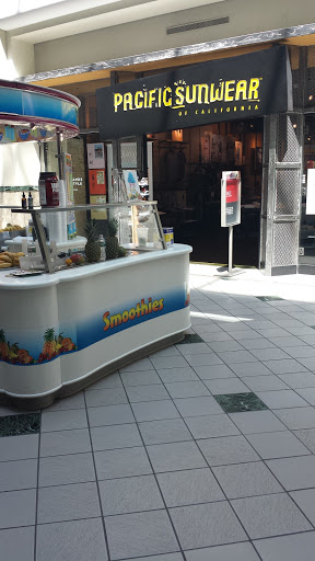 Shopping Mall «Emerald Square», reviews and photos, 999 S Washington St, North Attleborough, MA 02760, USA