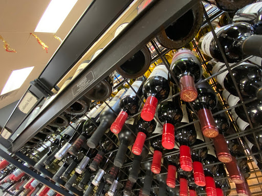 Liquor Store «Village Wine & Liquor Inc», reviews and photos, 161 N Wellwood Ave, Lindenhurst, NY 11757, USA