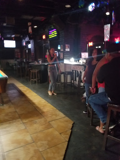 Bar & Grill «Uncle Monkeys», reviews and photos, 1720 W Southern Ave C5, Mesa, AZ 85202, USA