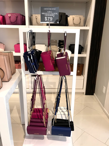 Outlet Mall «Tanger Outlet Mebane», reviews and photos, 4000 Arrowhead Blvd, Mebane, NC 27302, USA