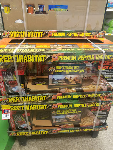 Pet Supply Store «PetSmart», reviews and photos, 9887 76th St, Pleasant Prairie, WI 53158, USA