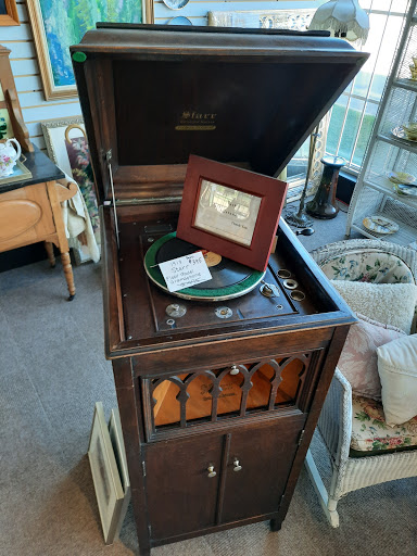 Vintage furniture in Calgary