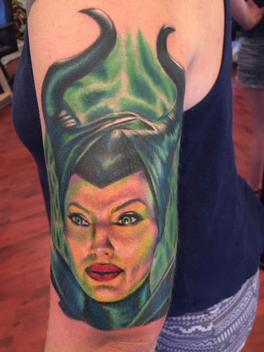 Explore english bulldog tattoo ideas, creative tattoo ideas in Hanover, available at Gypsy Skull Tattoo