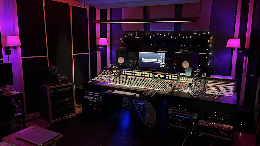 Ultimate Studios, Inc image