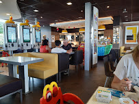 Atmosphère du Restauration rapide McDonald's à Neufchâtel-en-Bray - n°11