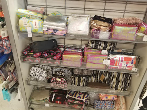 Department Store «T.J. Maxx», reviews and photos, 3219 Rolling Oaks Blvd, Kissimmee, FL 34747, USA