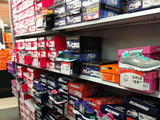 Shoe Store «Shoe Carnival», reviews and photos, 180 N Gates Dr, Bloomington, IN 47404, USA