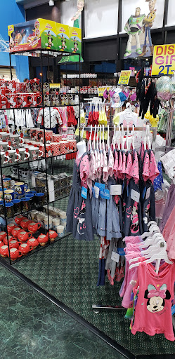 Gift Shop «Bargain World», reviews and photos, 12236 S Apopka Vineland # 200, Orlando, FL 32836, USA