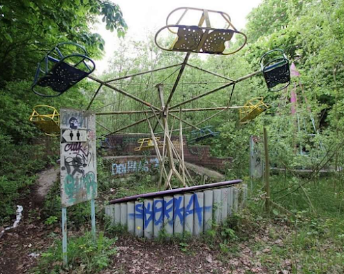Ancien parc d'attraction dadipark à Moorslede
