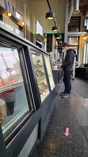 Donut Shop «Mighty-O Donuts Capitol Hill», reviews and photos, 1400 12th Ave, Seattle, WA 98122, USA