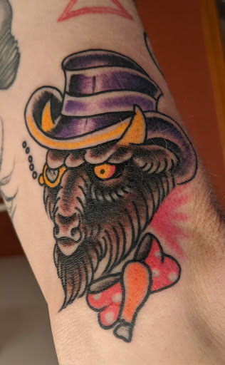 Tattoo Shop «Hand Of Doom Tattoo», reviews and photos, 734 Elmwood Ave, Buffalo, NY 14222, USA