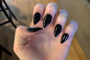 L E Nails image