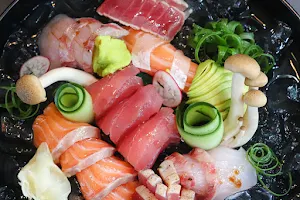 Sushi Mamilla (סושי ממילא) image