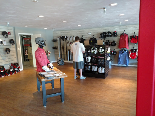 Sporting Goods Store «Hit the Net Sports», reviews and photos, 141 Great Rd, Acton, MA 01720, USA