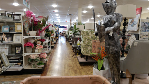 Department Store «Marshalls & HomeGoods», reviews and photos, 731 Centerview Blvd, Kissimmee, FL 34741, USA